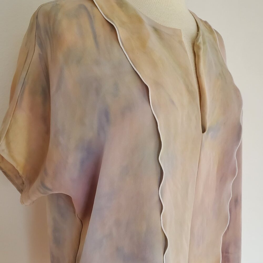 NEW Vince Silk v-neck short sleeve shirt beige blue pink gray ivory painted Med